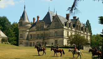 RIDE IN FRANCE - Lunch in Poitou