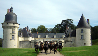 RIDE IN FRANCE - Castle in Perigord