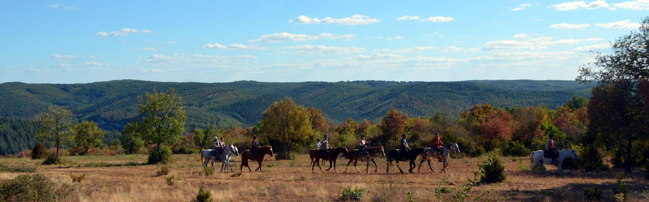 Voyage à cheval - Randonnée équestre organisée par Randocheval