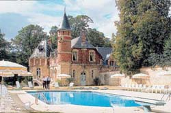 Ride In France - Agence de voyages Fran&ccedil;aise sp&eacute;cialis&eacute;e dans les randonn&eacute;es et s&eacute;jours &agrave; cheval en France : proposition de s&eacute;jours et circuits en ch&acirc;teaux &agrave; effectuer avant ou apr&egrave;s votre randonn&eacute;e &agrave; cheval.